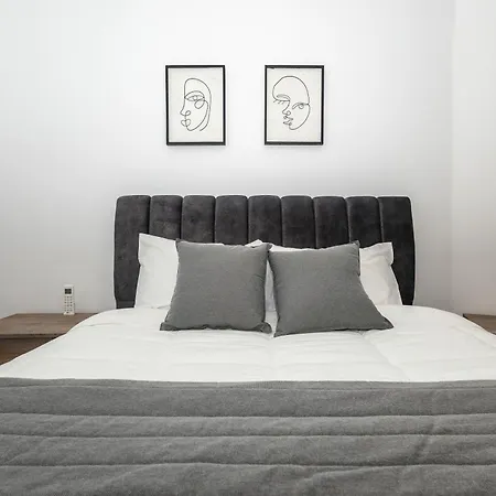 Molos Luxury Sea View Limassol