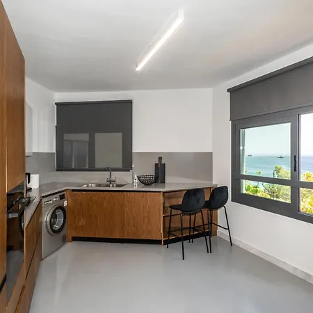 Molos Luxury Sea View Lägenhet Limassol